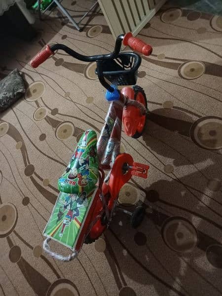 Kids Tricycle with Training Wheels and Cartoon Design 3