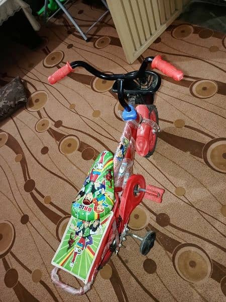 Kids Tricycle with Training Wheels and Cartoon Design 4