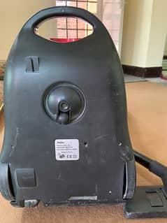 VACUUM CLEANER HAIER 1800 W