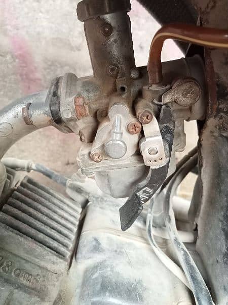 Honda 125 jeniunTanki carburator front jump other 1