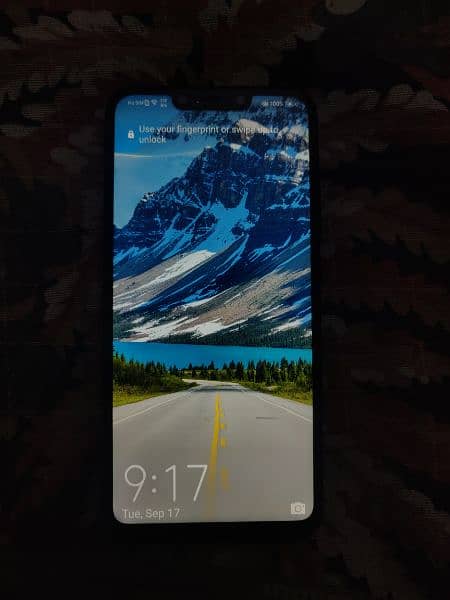 Huawei Nova 3i, Scratchless front and back 0