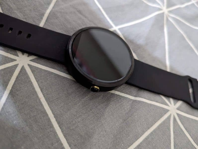 Moto Watch 360 8