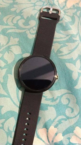 Moto Watch 360 11