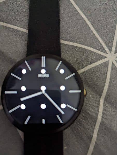 Moto Watch 360 16