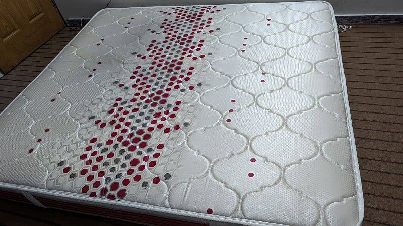 King Size Master Crest Spring Mattress For sale 2