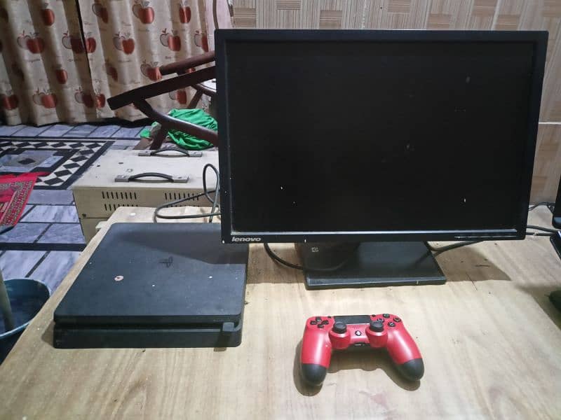 PS4 Slim 500 GB 1