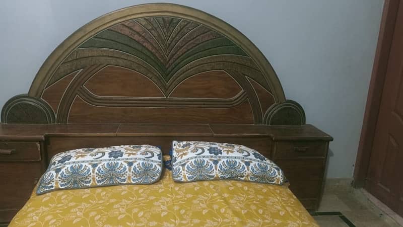 bed with mettres wooden bed good condition 0