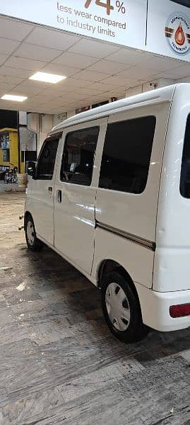 Daihatsu Hijet 2013 2