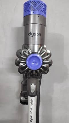 Dyson V6 absolute