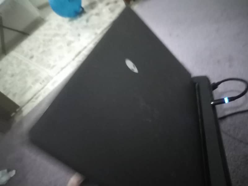 Dell Alienware m15r7 4