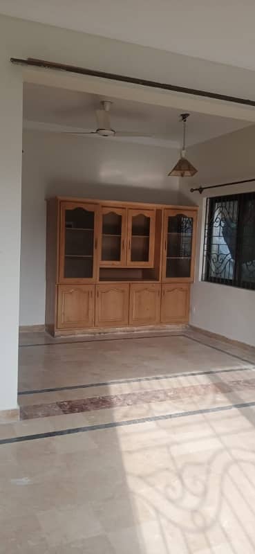 Upper portion Available For Rent In G11 Prime Location 0