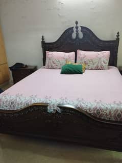 Bed, Dressing and Side Tables