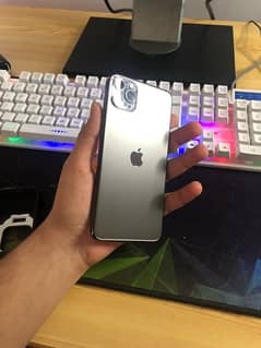 iPhone 11 Pro Max Factory Unlock