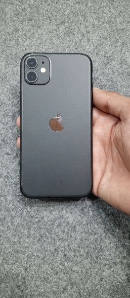 iphone 11 non pta, 10/10 condition, battery 95% original,
128gb 4