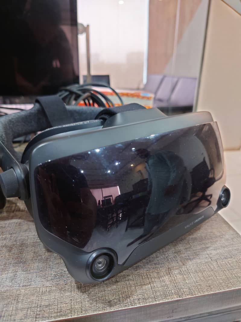 Valve Index VR headset Full kit with box 1