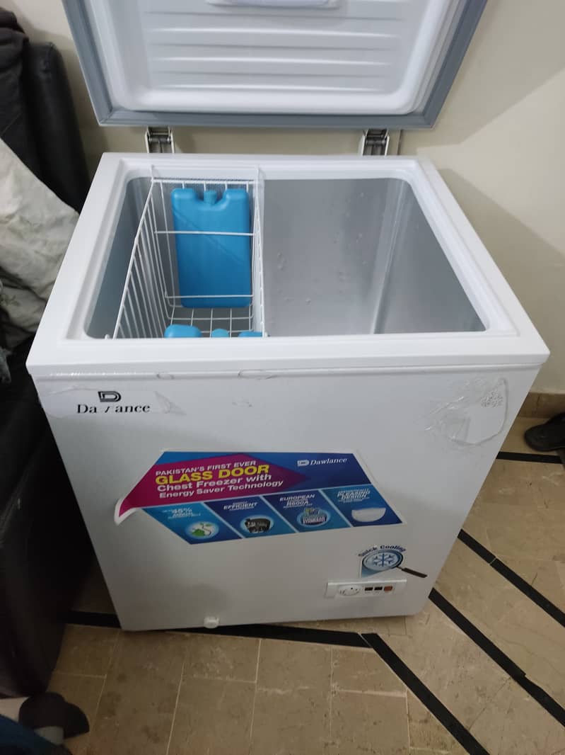 Dawlance Single Door Deep freezer inverter. glass door 7