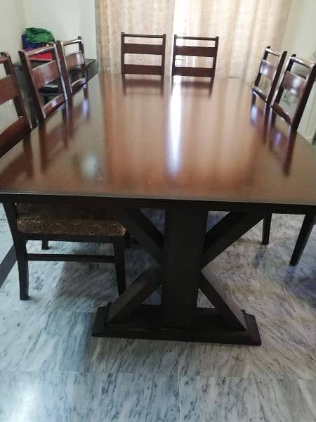 solid wooden dinning table 0