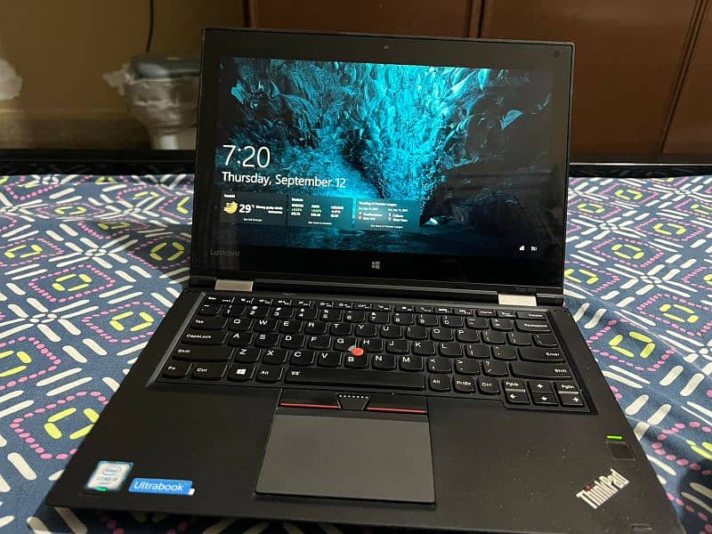 Lenovo yoga 260 i5 6th gen ThinkPad 1