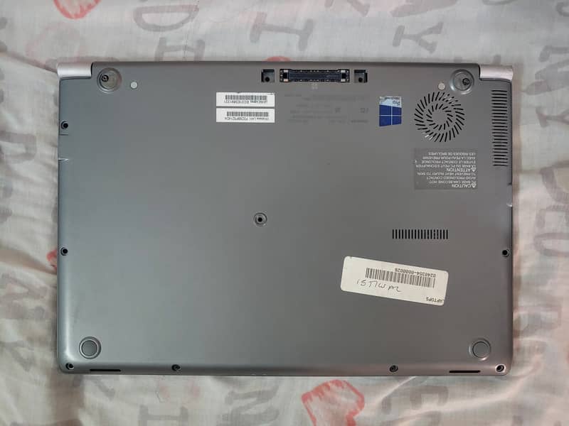 Toshiba Tecra Z40c ( i5 6th gen 8GB 250GB Ultra SSD) 3