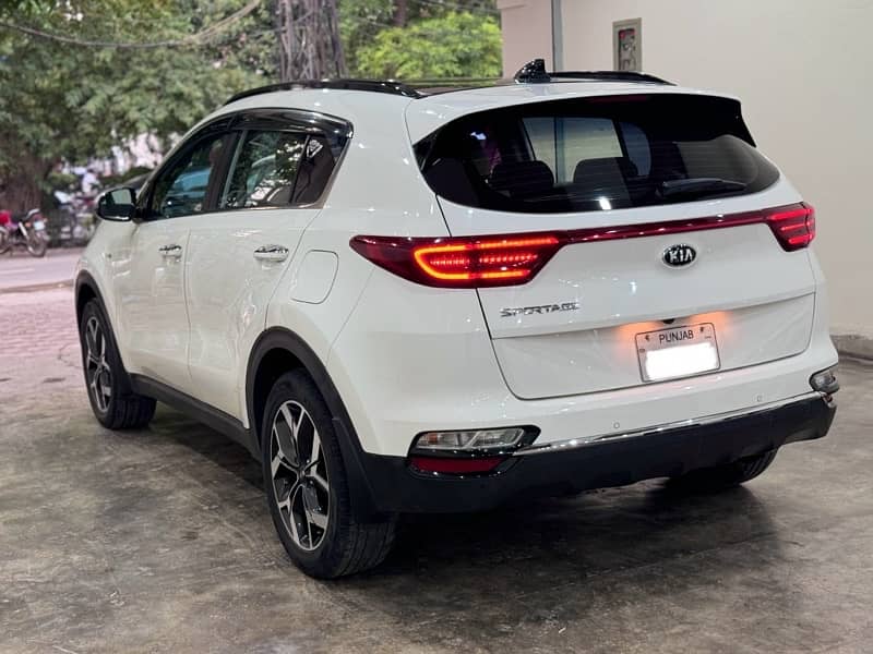 KIA Sportage 2021 AWD BANK LEASE 44 INSTALLMENT PAID 16 REMAINING 4