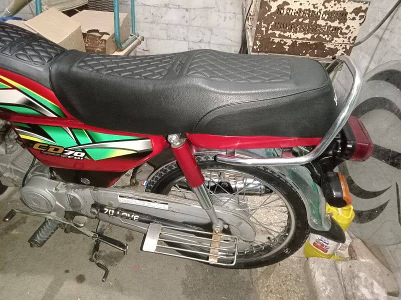 HONDA CD70CC 4