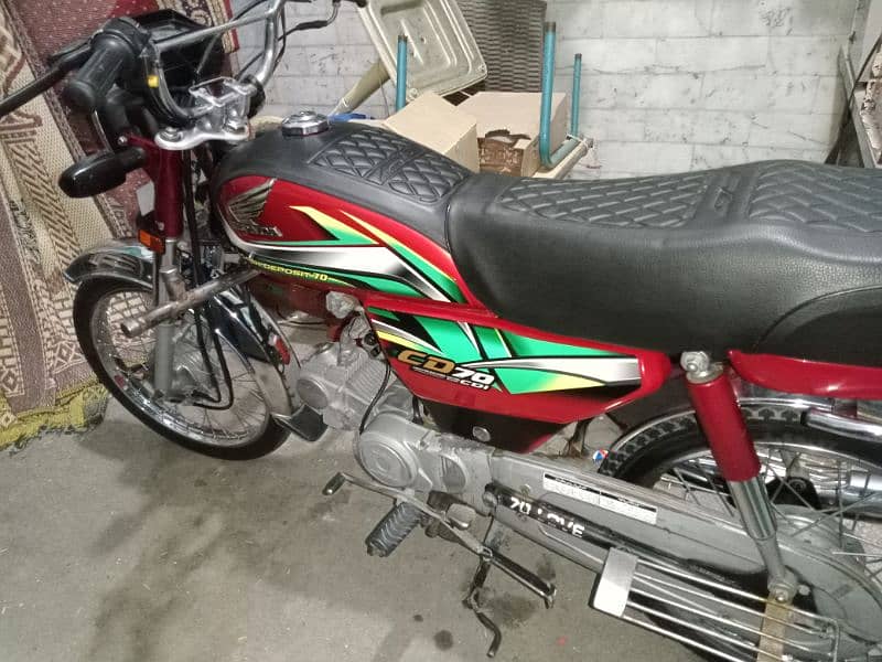 HONDA CD70CC 6