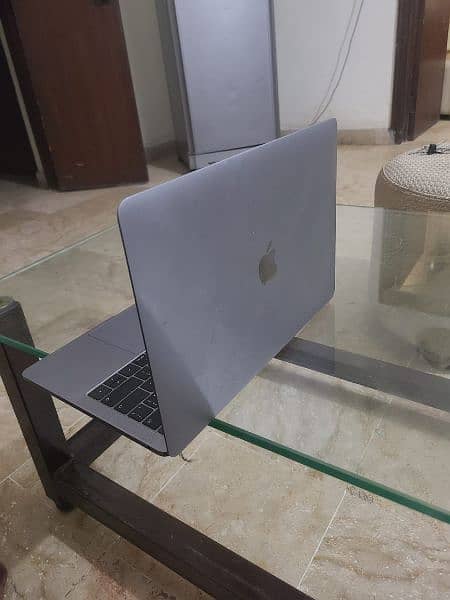 MacBook pro 2019 2