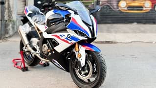 2025 model BMW S1000 400cc with EFI AND ABS top of the line heavy bike