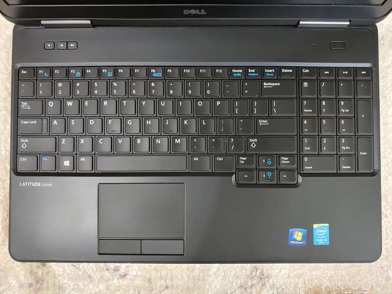 Dell Latitude 5540 ( i5 4th 3.0ghz 8GB 128GB SSD) 3