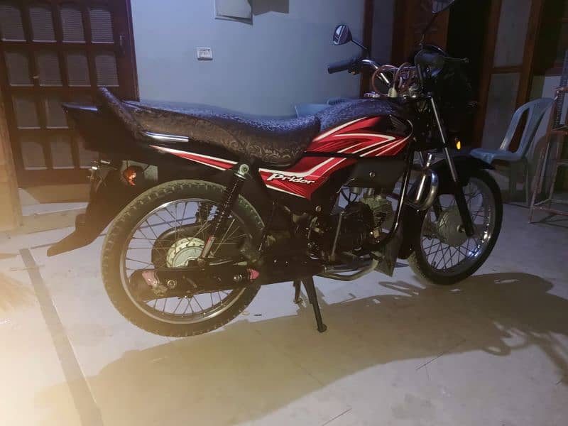 Honda Praidor 100cc 5