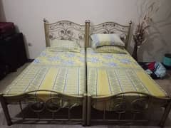 IRON BEDS WITH NEW UNDER WARRANTY MOLTY FOAMS 0