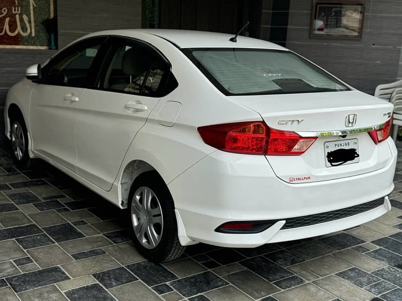 Honda City IVTEC 2024 4