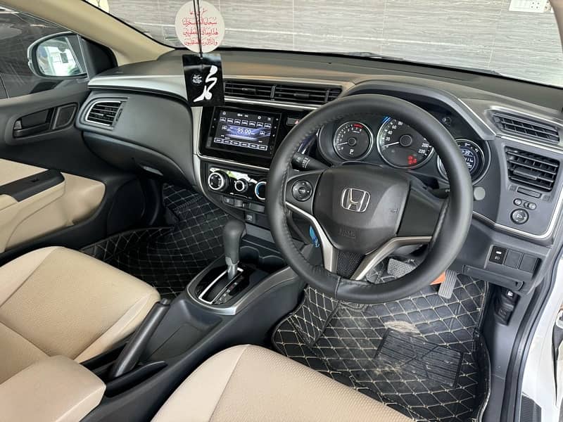 Honda City IVTEC 2024 14