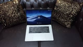 MACBOOK PRO 2017 - Core i7 - 16/512GB SSD - 4GB Graphics - 4k Retina