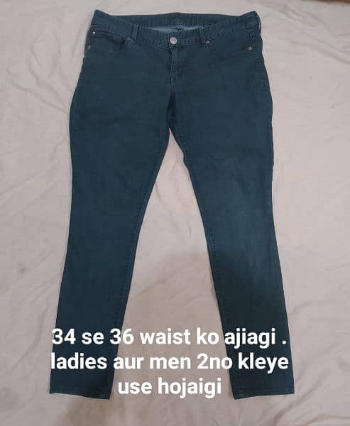 7 jeans 5 T-shirts 4