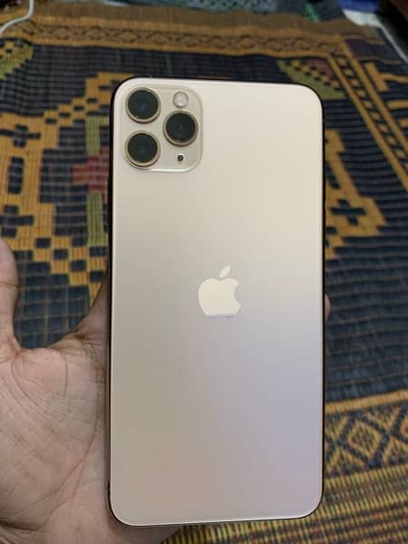 Iphone 11 pro max factory unlocked zong sim working 10/10 condition 1