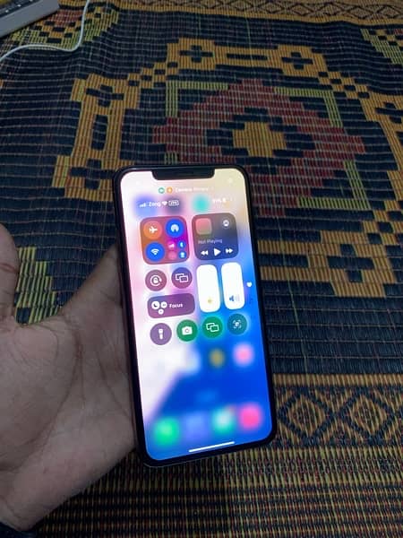 Iphone 11 pro max factory unlocked zong sim working 10/10 condition 5