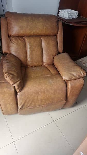 brown recliner lazy boy 1