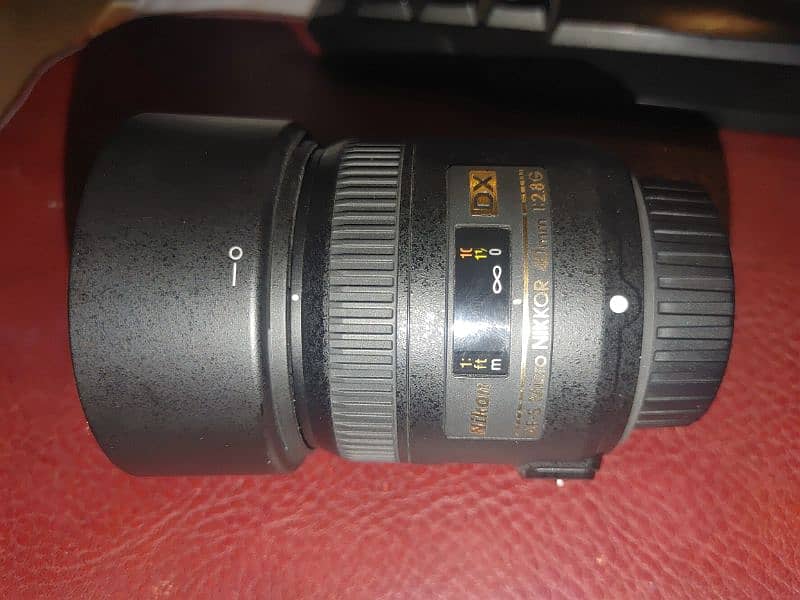 Nikon 40mm f2.8g Micro/Macro lens 1