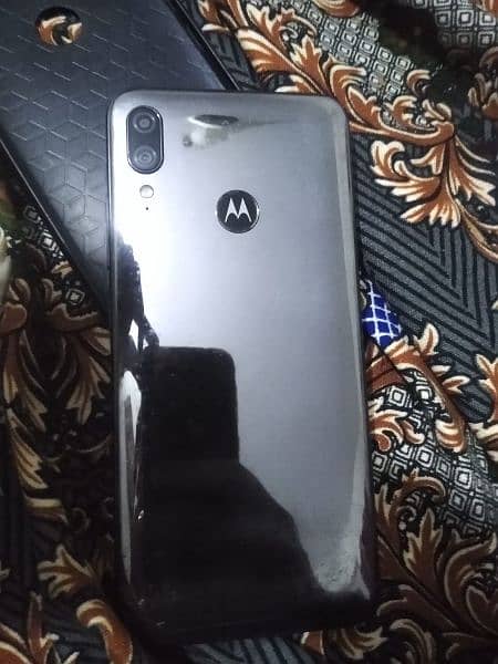 Moto E6 puls 4 ram 64 rom box k sat pta appoval dual sim 1