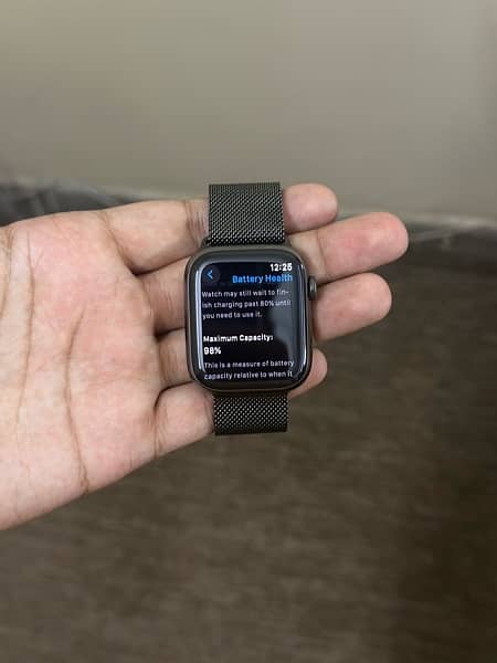 Apple Watch Series 9 Stainless Steel 45mm 3