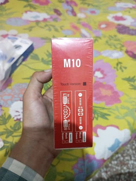 M 10  sealed pack Earbuds all New 3