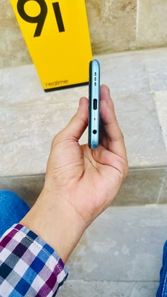 Realme 9i with box 2