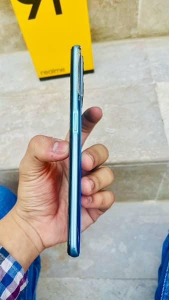 Realme 9i with box 3