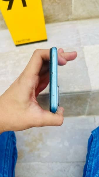 Realme 9i with box 4