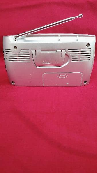 GRUNDIG Digital RADIO Made in Germany 6