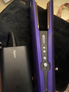 Dyson straightener