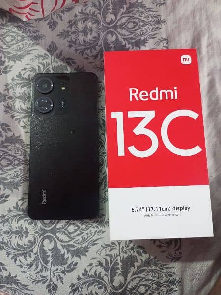 Redme 13c 6/128 box bhi hai 0