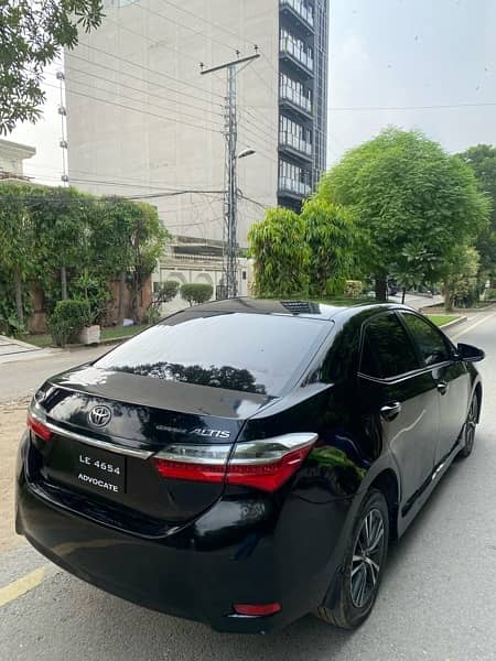 Toyota Corolla Altis 2019 6