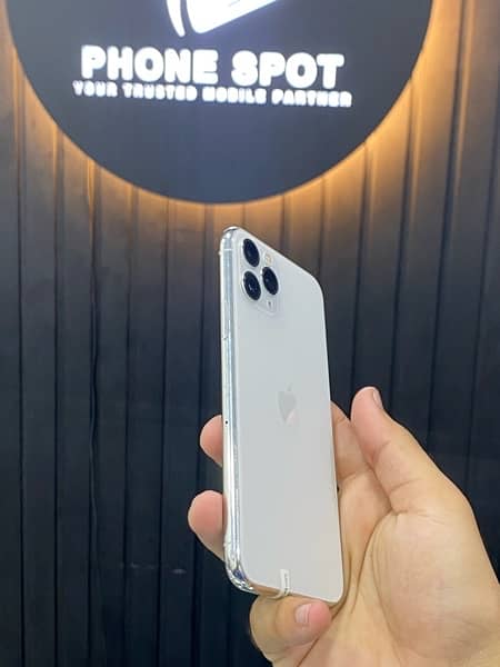 iphone 11 pro pta approved                          15 12 13 14 16 1